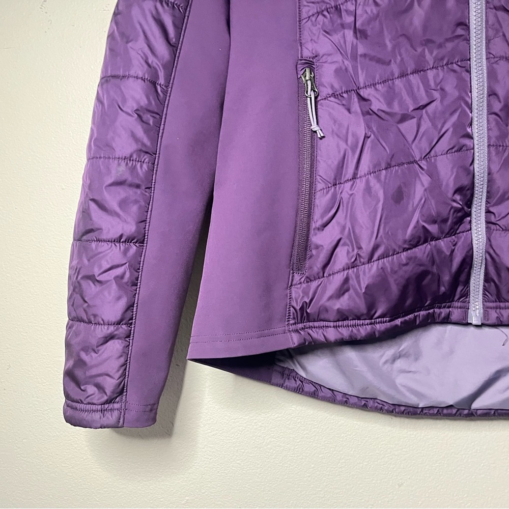 The North Face Puffer Jacket - Picture 4 of 12